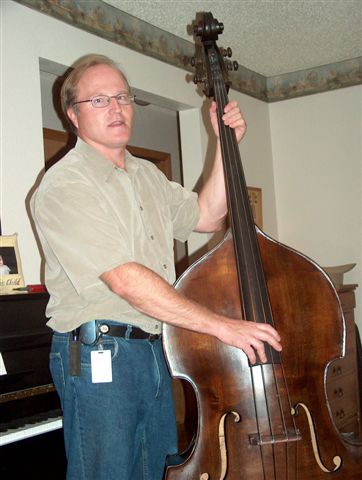 Tim with 1900 Bass - 09-12-05